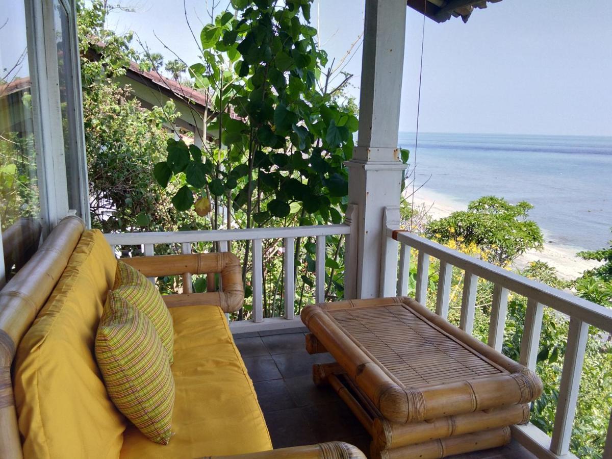 Stairway To Heaven Bungalows And Restaurant Amed  Exterior photo
